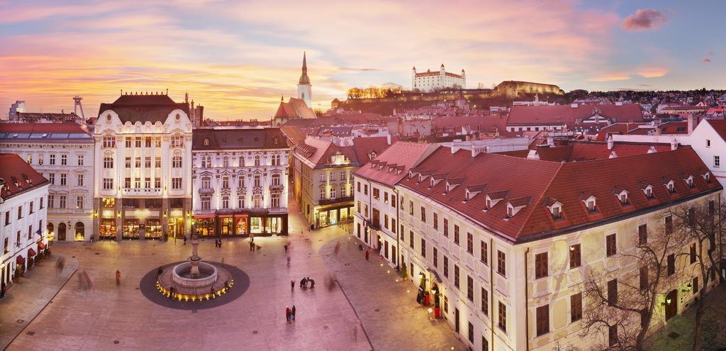 Aplend City Laurinska 11 Братислава Экстерьер фото